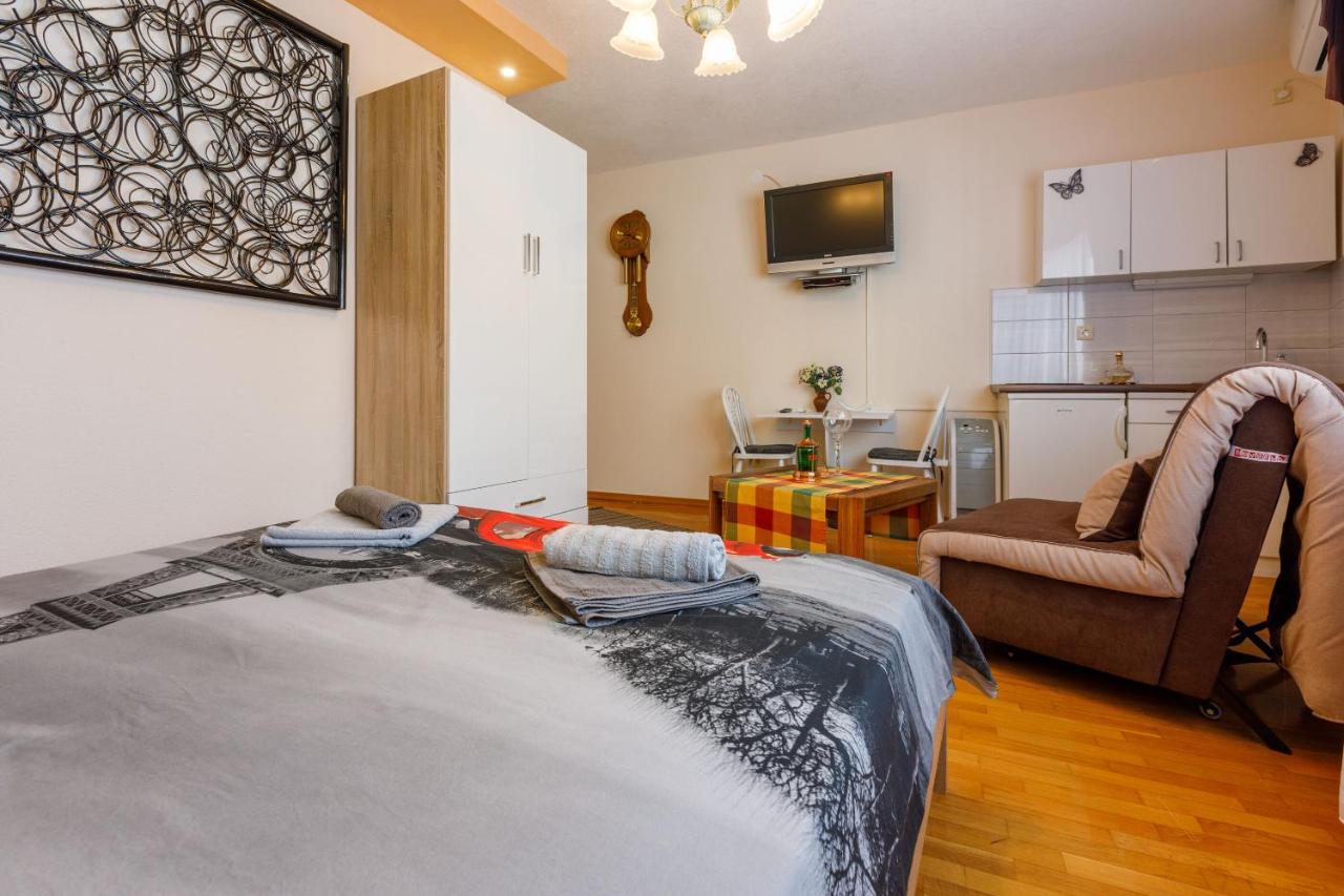 Apartments And Room Art ツリクヴェニツァ エクステリア 写真