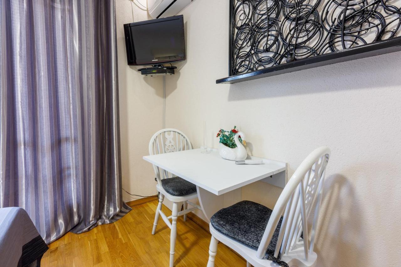 Apartments And Room Art ツリクヴェニツァ エクステリア 写真