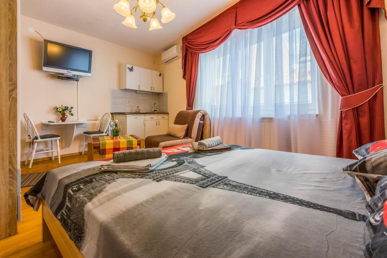 Apartments And Room Art ツリクヴェニツァ エクステリア 写真
